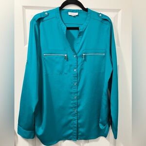 ⭐️2/$40⭐ Calvin Klein teal button-down blouse, size Lg